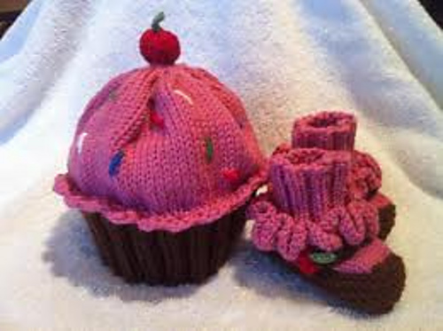 cupcake_hat__2013_medium