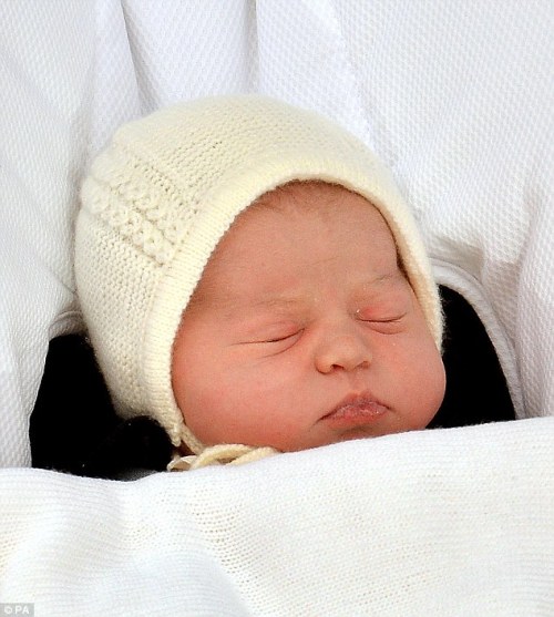 284B002B00000578-3072433-image-m-12_1431020021375